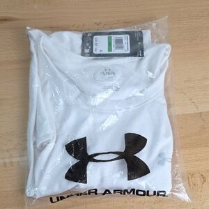 Under Armour White Tee Loos Fit Large
